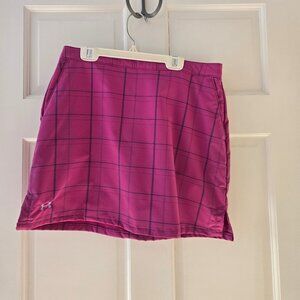 Under Armour Golf Skort in Fuscia